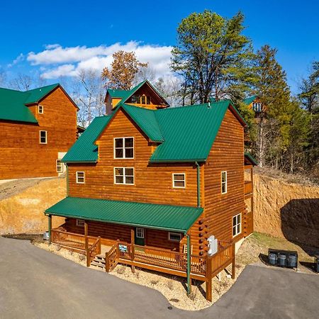 5Bd5B Escape Cabin With 2 Hottubs, Thtr &Game Rm,1Mi To The Parkway! 4Mi To Dollywood - Spring Deal Pigeon Forge Exterior photo
